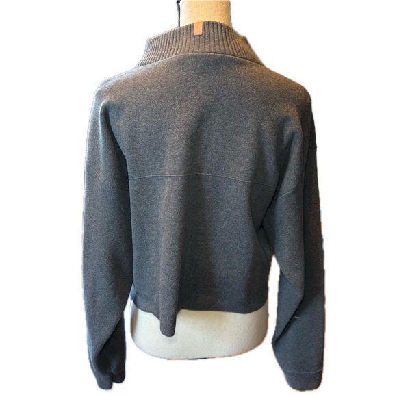 Lunya Gray Half-Zip Sweatshirt - Picture 4 of 6